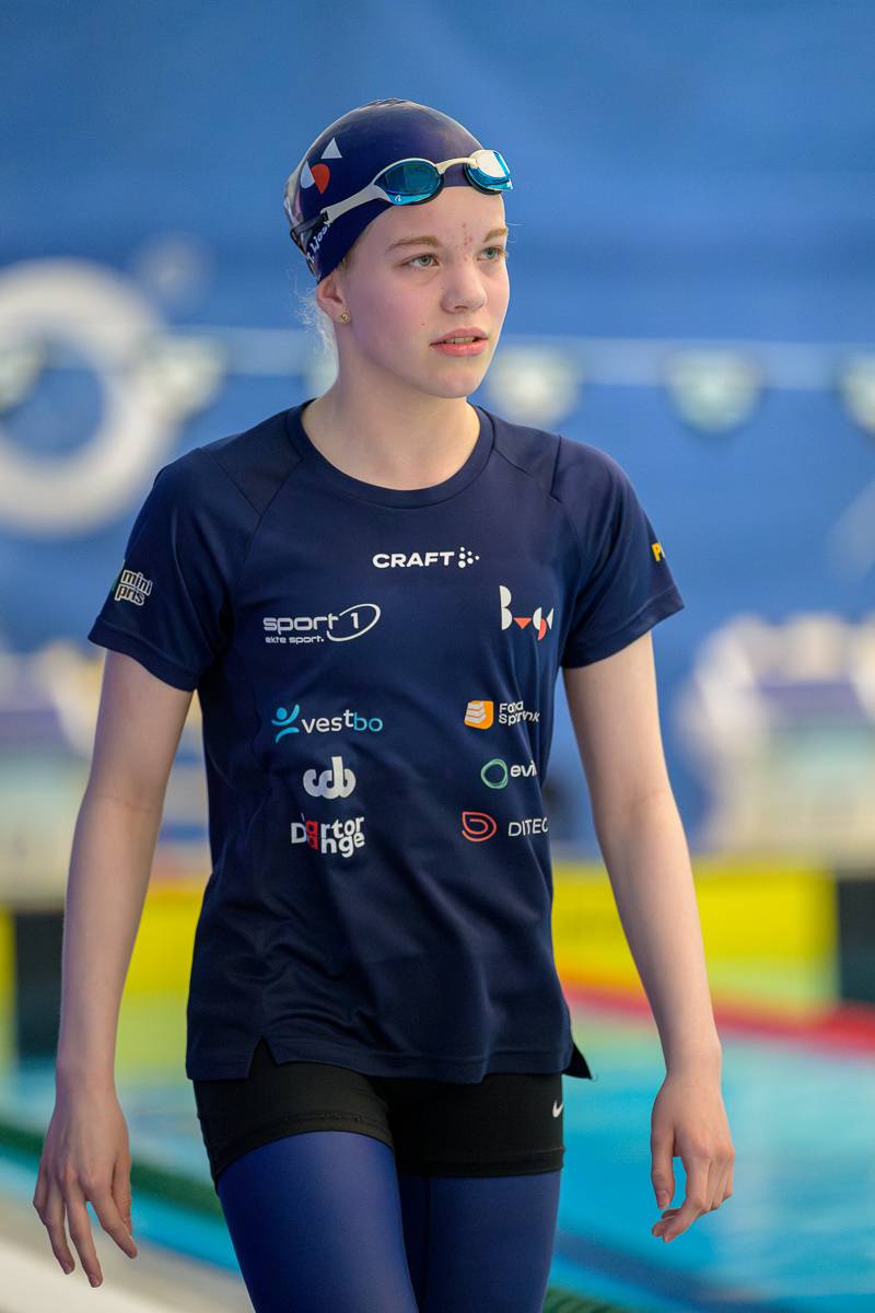 Thea på innmarsj
