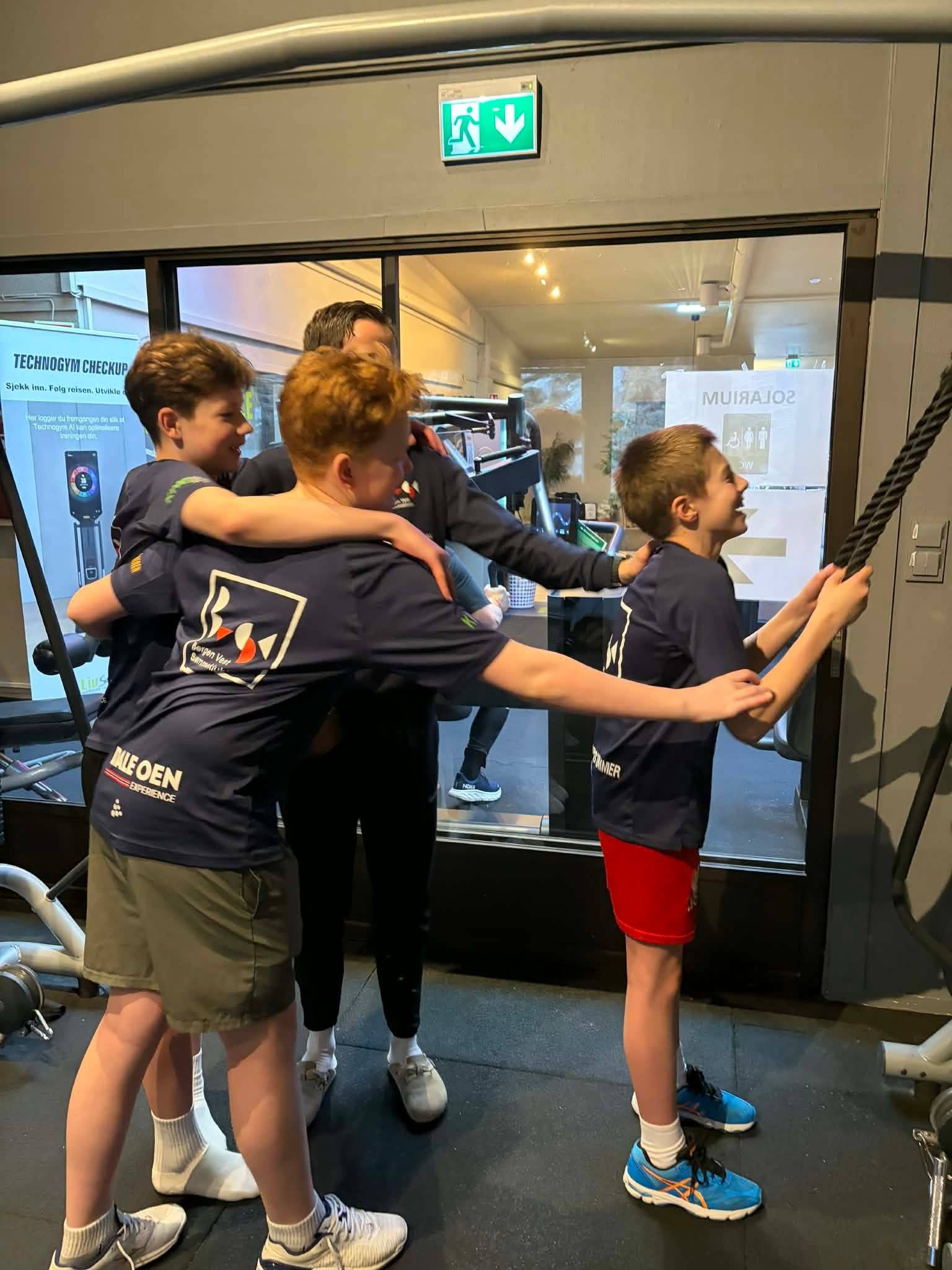 Gøye lagøvelser i styrken