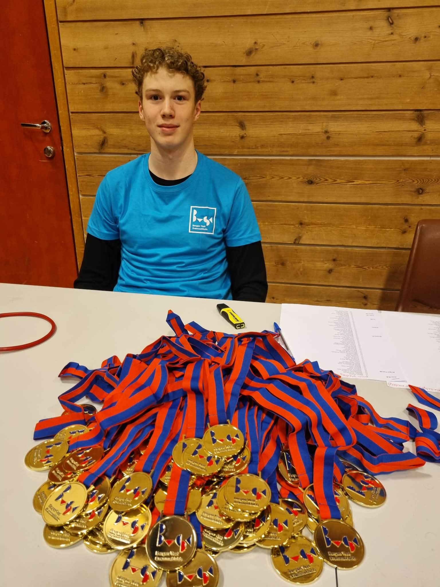Nickolay delte ut medaljer