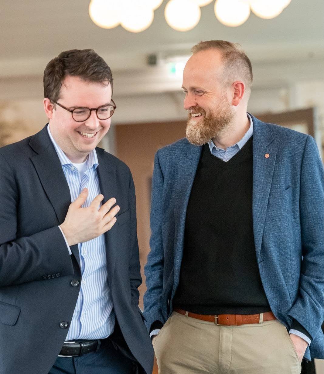 Politikerne Benjamin og Even koste seg
