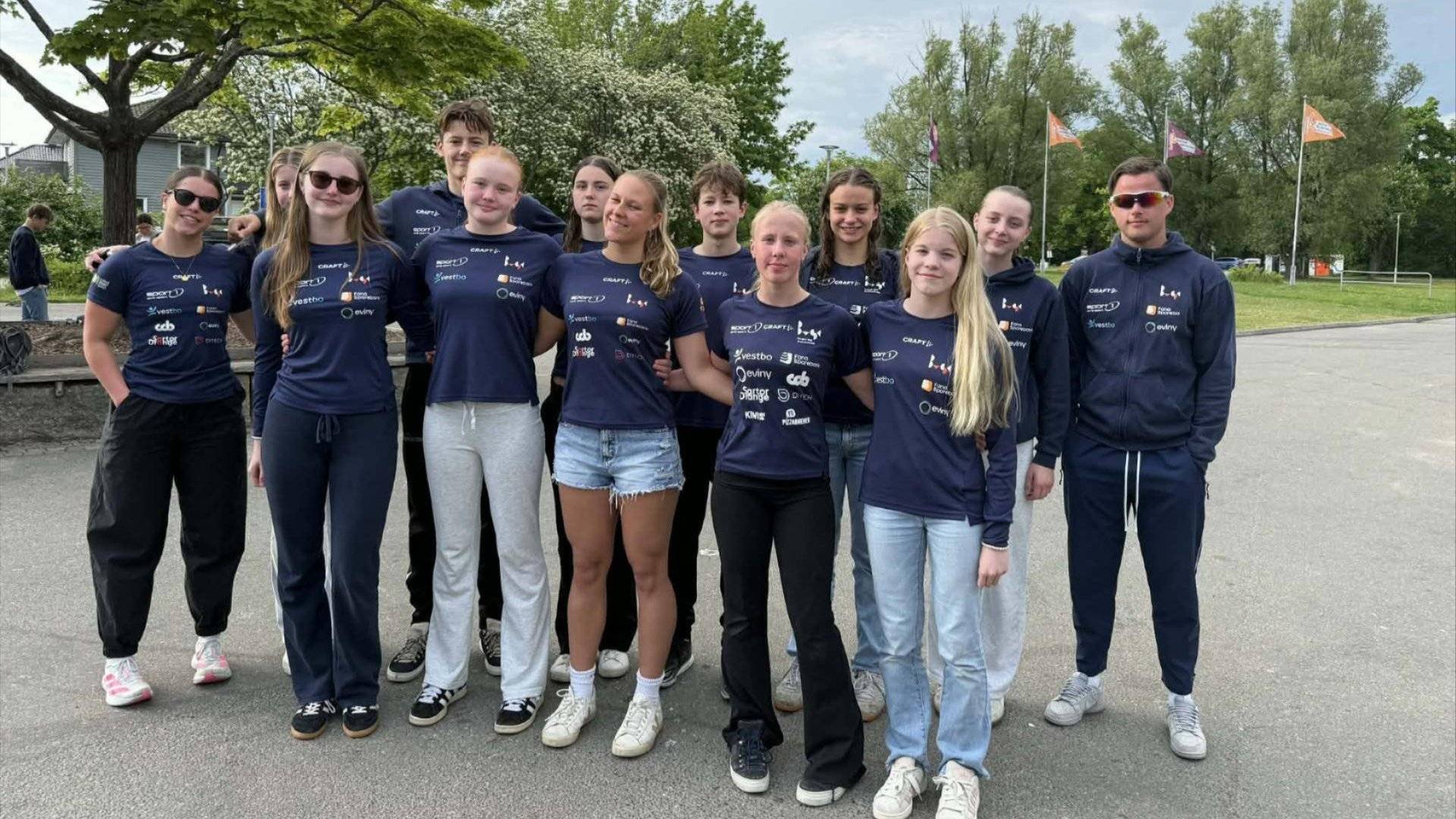 Utøvere og trenere fra BVSK under ÅM